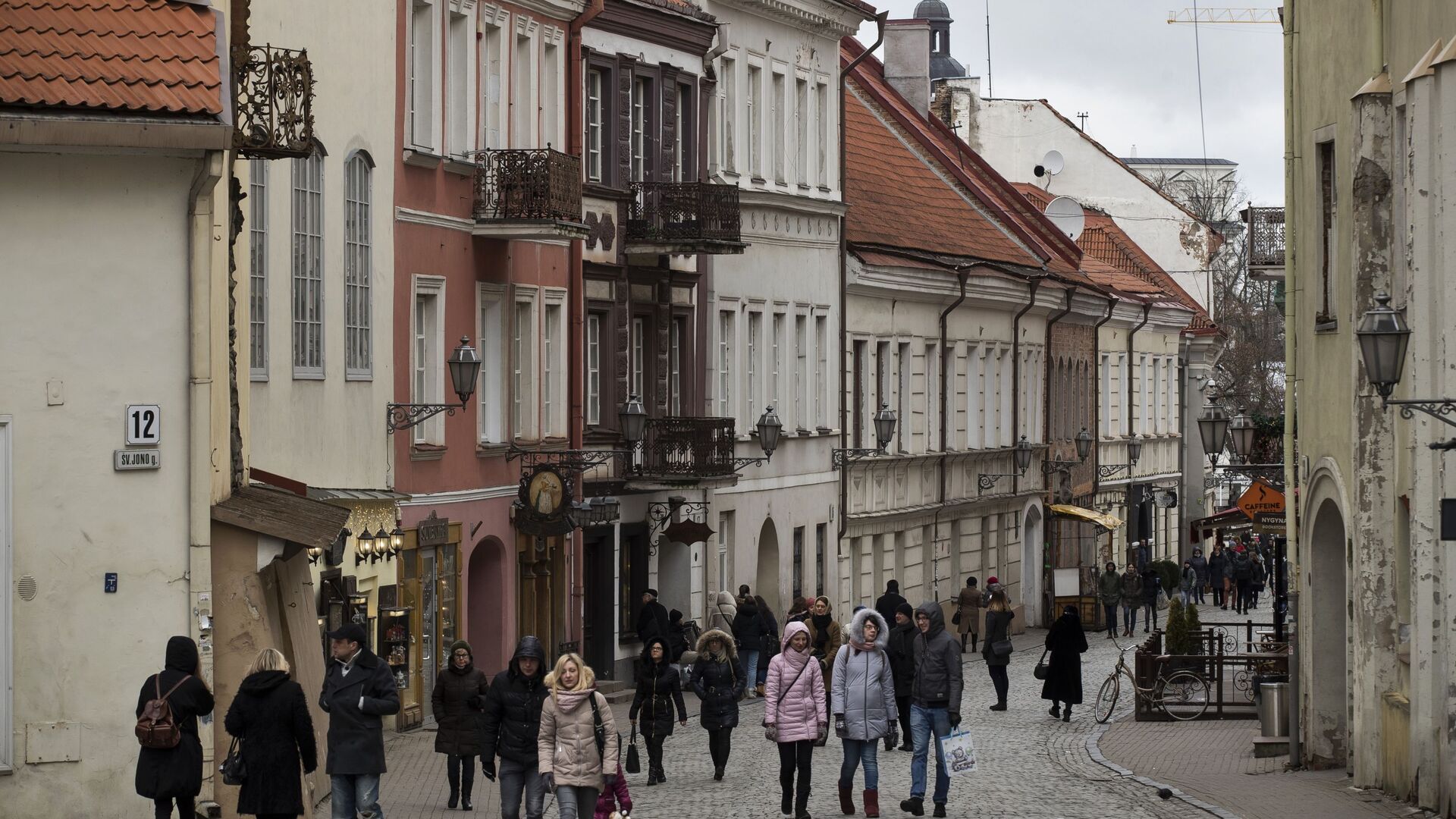 媒体：一些欧盟国家正推动全面禁止俄罗斯游客入境的提案 - 俄罗斯卫星通讯社, 1920, 16.09.2025