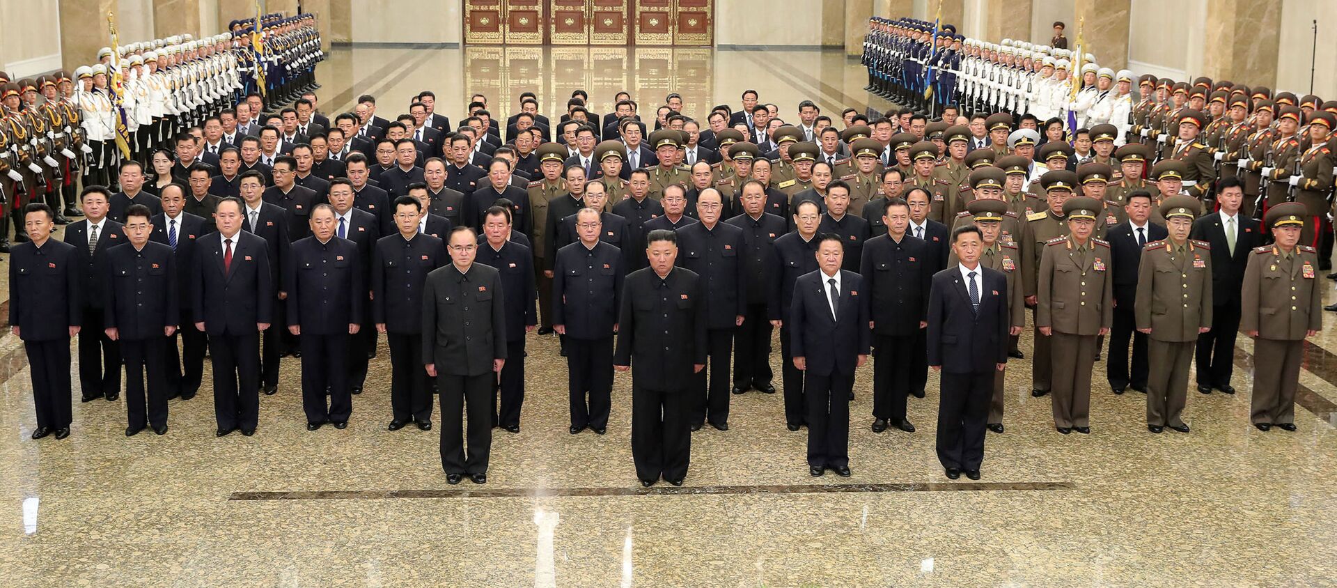Ким Чен Ын посетил дворец солнца - 俄羅斯衛星通訊社, 1920, 08.07.2021