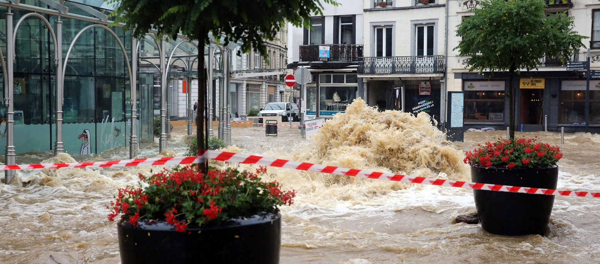 Затопленная улица города Спа в Бельгии - 俄罗斯卫星通讯社, 1920, 15.07.2021