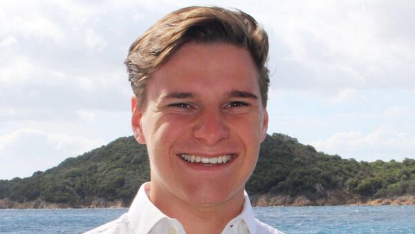 Вместе с Безосом в космос полетит 18-летний студент - 俄罗斯卫星通讯社