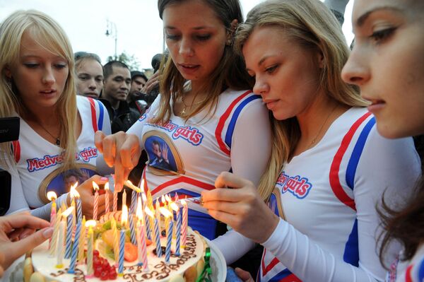 慶祝國際蛋糕日 - 俄羅斯衛星通訊社