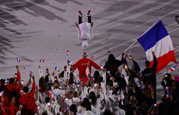 Сборная Франции на церемонии открытия XXXII летних Олимпийских игр в Токио - 俄罗斯卫星通讯社