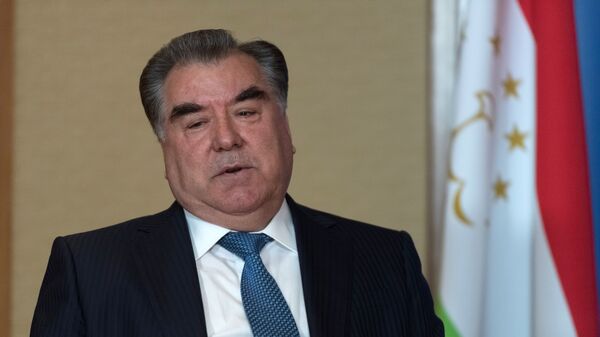 塔吉克斯坦總統拉赫蒙 - 俄羅斯衛星通訊社
