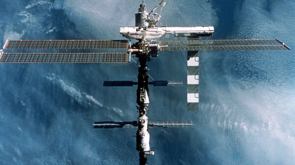 俄宇航員基金娜搭載的“龍”飛船因天氣原因推遲與國際空間站脫離 - 俄羅斯衛星通訊社