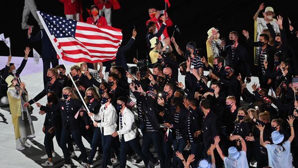 美国铅球选手在奥运颁奖仪式上表达抗议 - 俄罗斯卫星通讯社