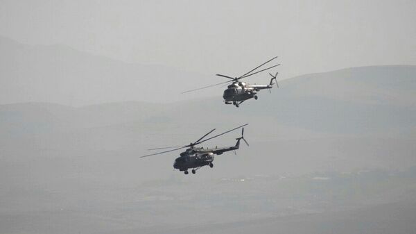俄罗斯第201基地的飞行员在塔吉克斯坦山区完成训练飞行 - 俄罗斯卫星通讯社