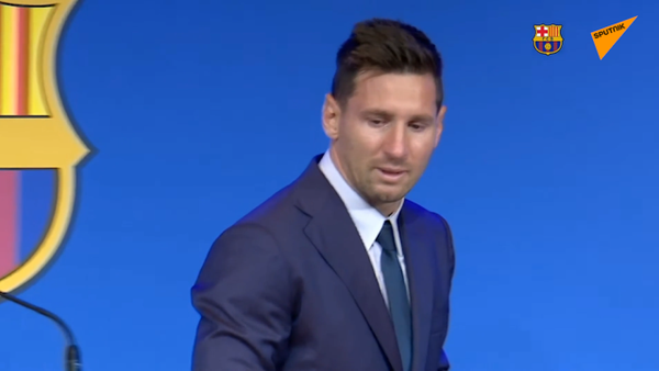 阿根廷球星梅西淚灑告別“巴薩”新聞發佈會 - 俄羅斯衛星通訊社