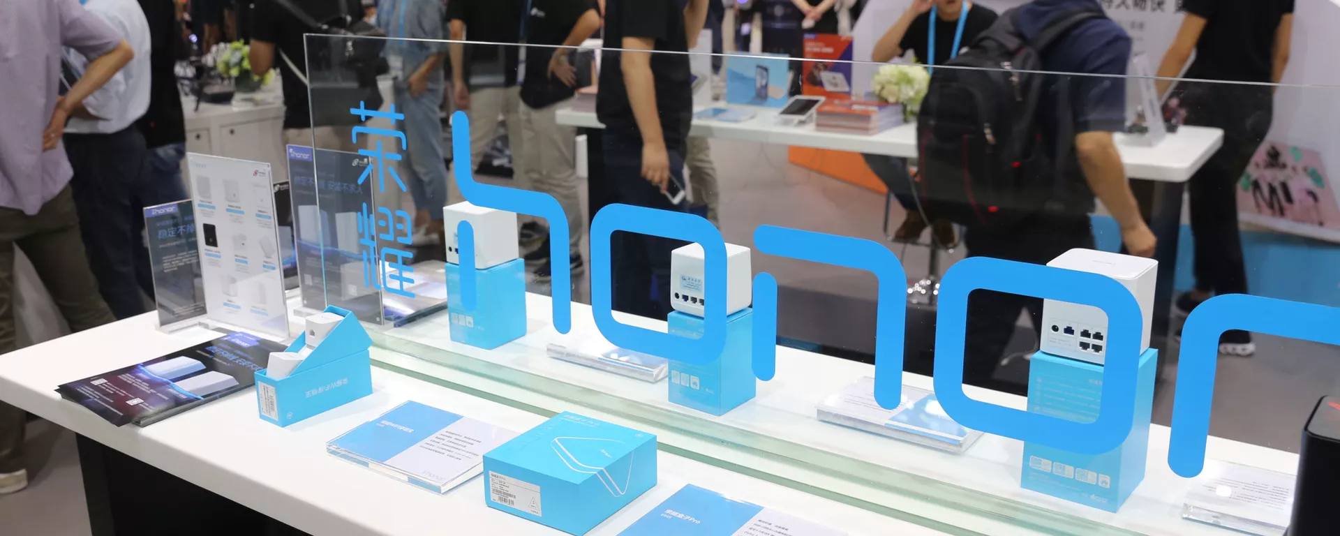 Смартфоны Honor представлены на Международной выставке потребительской электроники в Шанхае, Китай - 俄罗斯卫星通讯社, 1920, 24.09.2021
