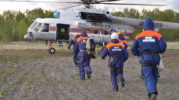 来自科米的救援和医务人员出发前往涅涅茨自治区为安-2飞机事故中的伤者提供救助 - 俄罗斯卫星通讯社