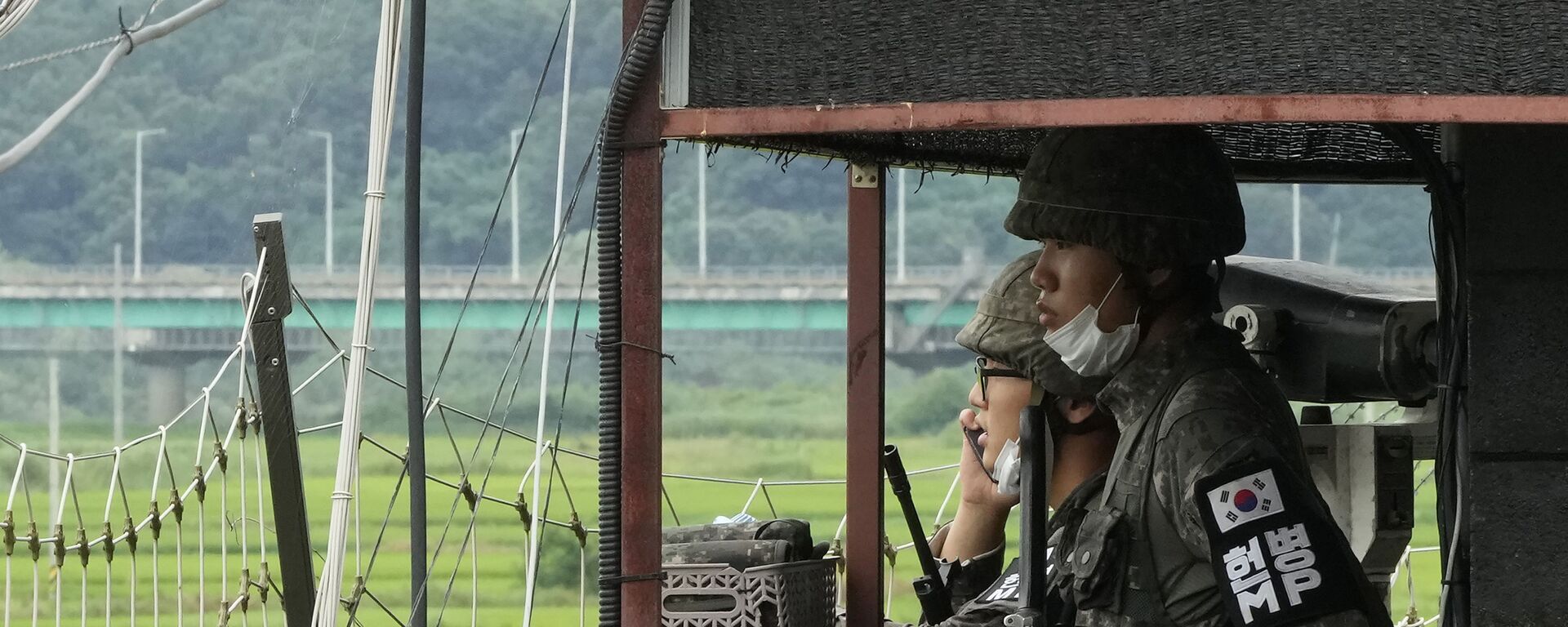 Южнокорейские военные на границе с Северной Кореей  - 俄罗斯卫星通讯社, 1920, 31.08.2021