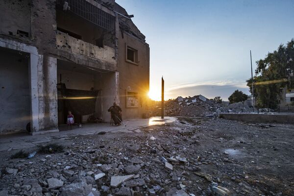 在敘利亞拉卡拍攝的被毀壞的房屋。 - 俄羅斯衛星通訊社
