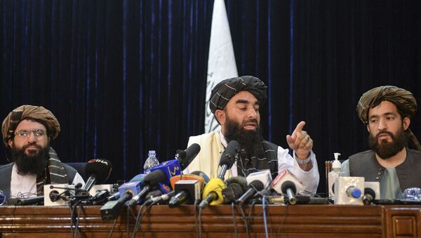 Представитель Талибана Забихулла Муджахид на пресс-конференции в Кабуле, Афганистан  - 俄羅斯衛星通訊社