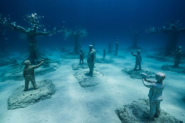 塞浦路斯阿伊納帕市Musan水下雕塑博物館雕像。 - 俄羅斯衛星通訊社