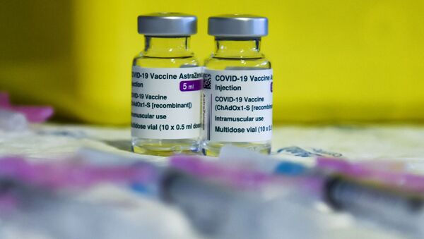 Вакцина Oxford/AstraZeneca от COVID-19 в городской больнице города Кория в Испании - 俄羅斯衛星通訊社
