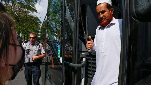 阿富汗難民抵達美國弗吉尼亞州難民中心。 - 俄羅斯衛星通訊社