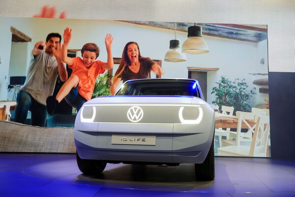 大眾ID. Life電動汽車在慕尼黑國際車展開幕式上亮相。 - 俄羅斯衛星通訊社