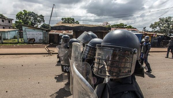 Гвинея Африка полиция - 俄羅斯衛星通訊社