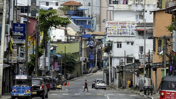 Пустая улица улица в Коломбо во время карантина, Шри-Ланка - 俄罗斯卫星通讯社