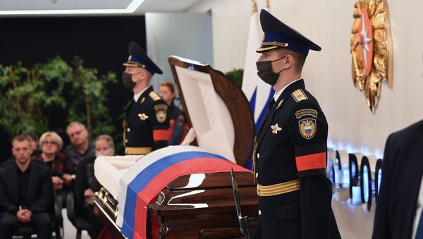 普京參加俄緊急情況部長遺體告別儀式 - 俄羅斯衛星通訊社