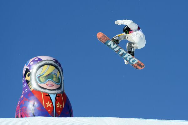瑞典选手斯文•托尔格伦在索契冬奥会单板滑雪比赛中。 - 俄罗斯卫星通讯社