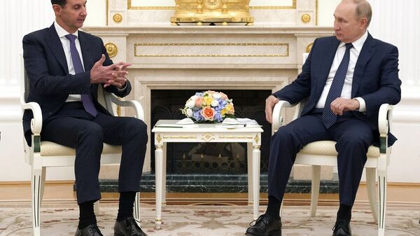 普京与叙利亚总统阿萨德会面：我们经常沟通，两国关系在发展