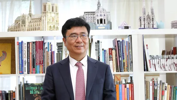 Чжан Минчжоу - 俄羅斯衛星通訊社