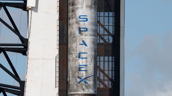 SpaceX在发现问题后改进载人龙飞船厕所 - 俄罗斯卫星通讯社