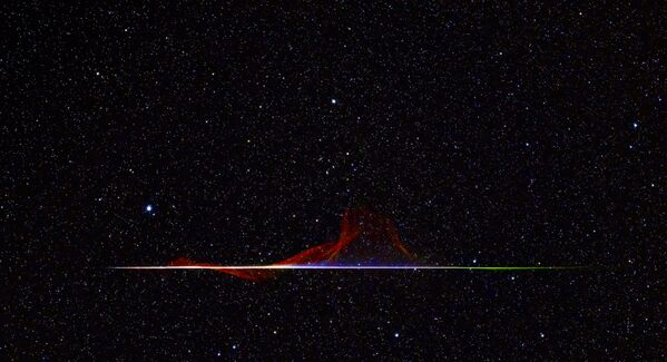  美國攝影師弗蘭克·庫扎伊的《一顆彩色的象限儀流星》獲英國皇家天文台第十三屆年度天文攝影師大賽“行星、彗星和小行星獎” - 俄羅斯衛星通訊社