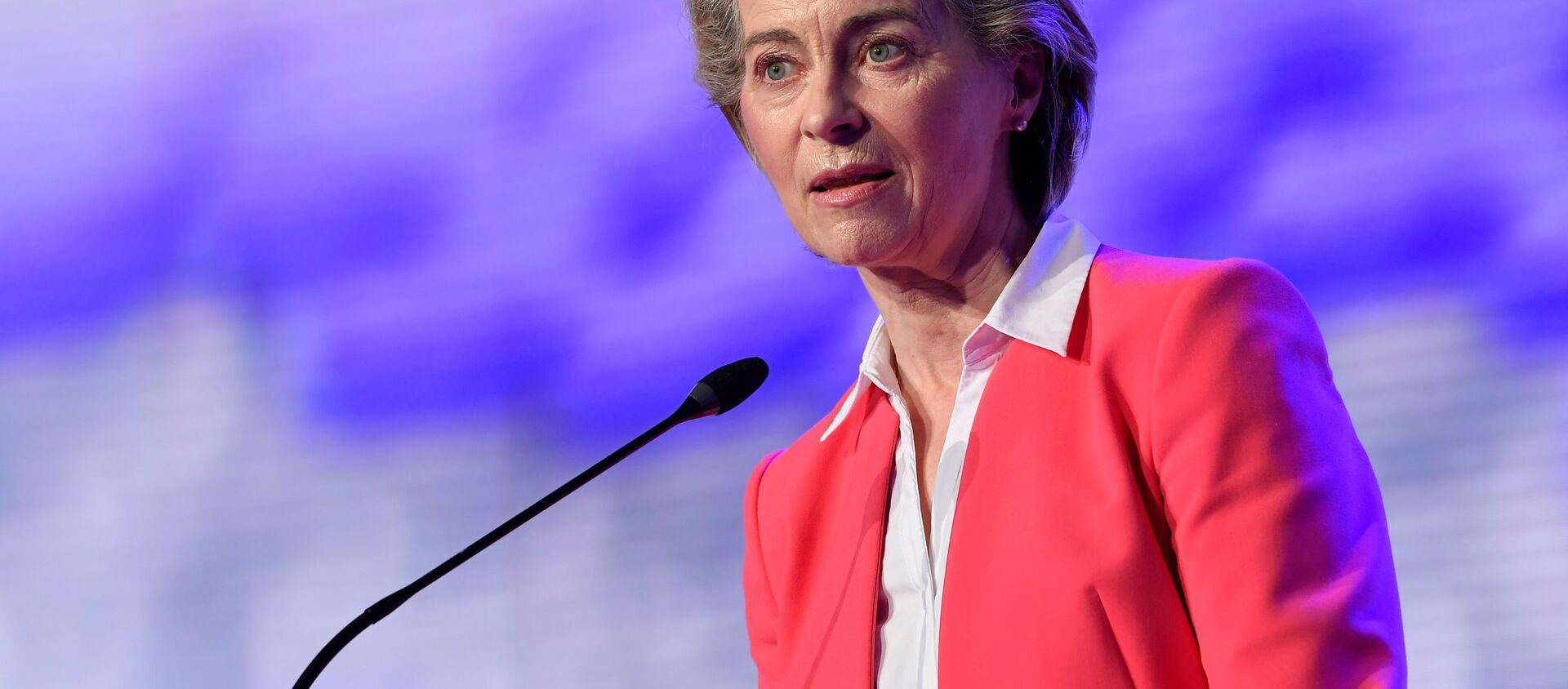 塞尔维亚总统塞方接受科索沃局势降级的建议