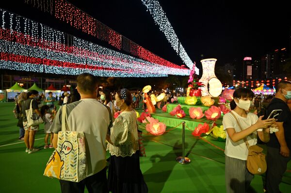 中秋节，香港的游客 - 俄罗斯卫星通讯社