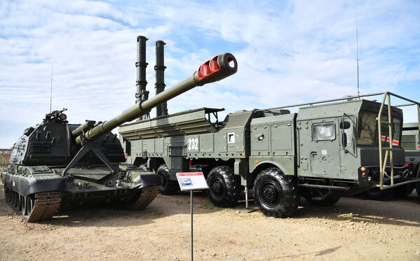 上合組織成員國「和平使命-2021」反恐演習裝備展上的「Msta-S」自行火炮  - 俄羅斯衛星通訊社