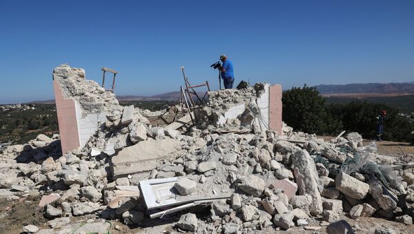 媒体：希腊克里特岛地震致一人死亡多人埋在废墟下 - 俄罗斯卫星通讯社