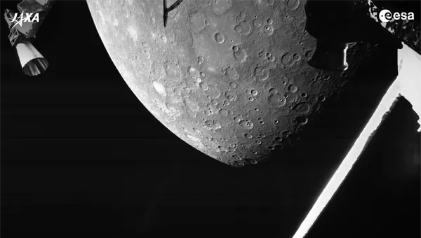 Аппарат BepiColombo прислал на Землю первое фото поверхности Меркурия - 俄羅斯衛星通訊社