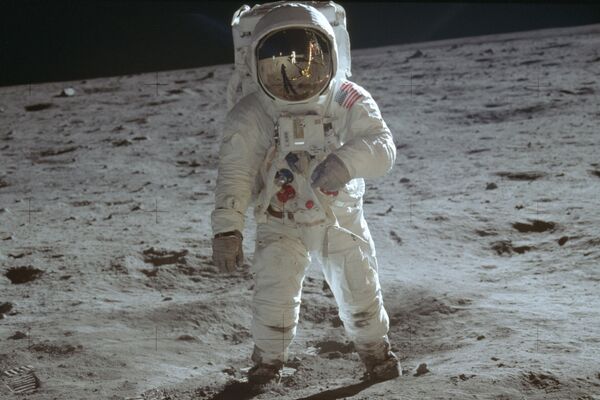 巴茲•奧爾德林登陸月球表面。 - 俄羅斯衛星通訊社