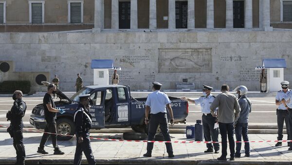 媒體：在雅典議會大樓前威脅引爆所駕汽車的司機被逮捕 - 俄羅斯衛星通訊社