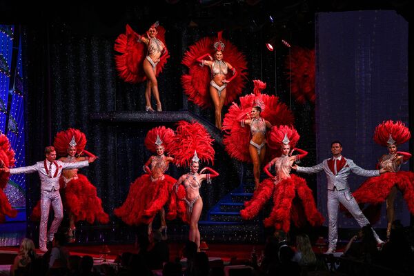 巴黎“红磨坊”歌舞剧院里的彩排现场。 - 俄罗斯卫星通讯社