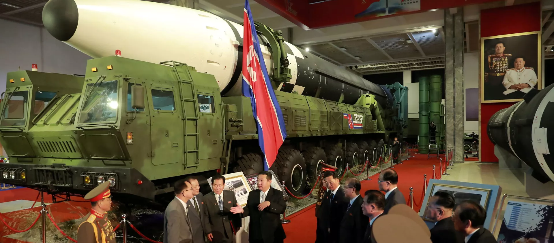 朝鮮領導人金正恩參觀平壤國防工業展。 - 俄羅斯衛星通訊社, 1920, 12.10.2021