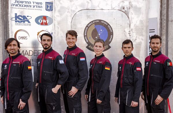 宇航员在以色列南部内盖夫沙漠参加AMADEE-20火星探险模拟任务。 - 俄罗斯卫星通讯社