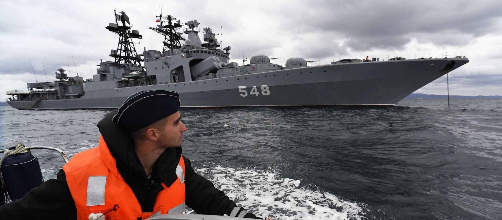 中俄军舰首次通过日本津轻海峡,传递哪些重要信号?