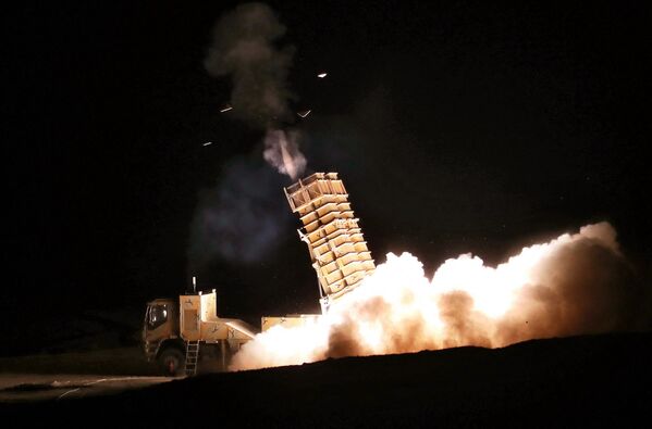  伊朗防空部队组织实弹发射训练。 - 俄罗斯卫星通讯社