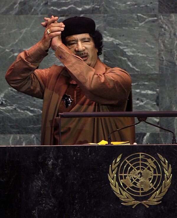 2009年，利比亞前領導人穆阿邁爾·卡扎菲在紐約聯合國總部舉行的聯合國大會上發言。 - 俄羅斯衛星通訊社