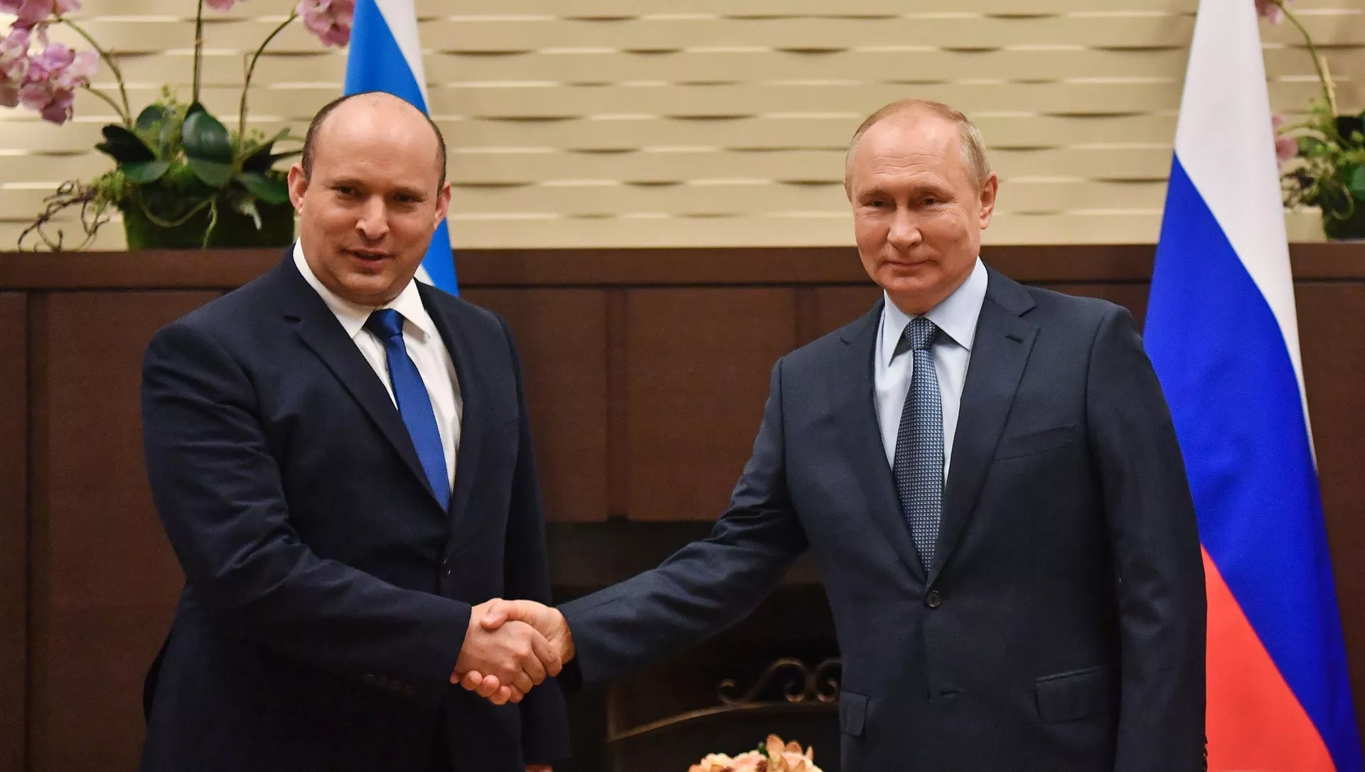 Президент РФ В. Путин встретился с премьер-министром Израиля Н. Беннетом Президент РФ В. Путин встретился с премьер-министром Израиля Н. Беннетом - 俄羅斯衛星通訊社, 1920, 22.10.2021
