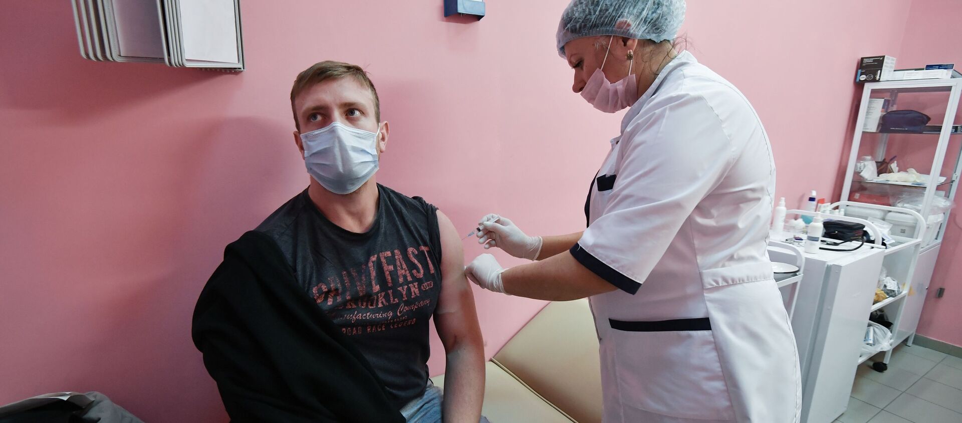 俄卫生部长：俄国内已有超过5850万人接种第一剂新冠疫苗 - 俄罗斯卫星通讯社, 1920, 01.11.2021