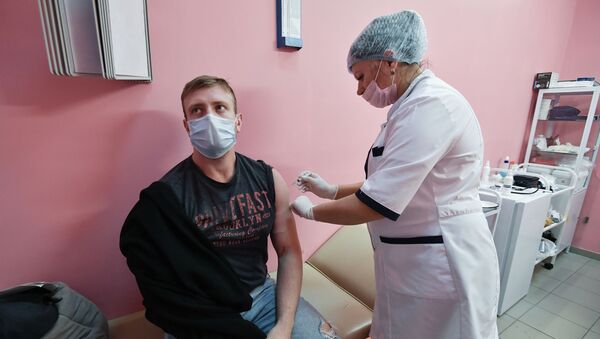 Вакцинация от коронавируса в Симферополе - 俄羅斯衛星通訊社