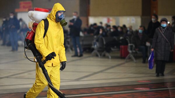 Дезинфекция Киевского вокзала - 俄羅斯衛星通訊社