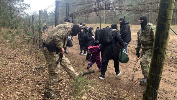 Беженцы на белорусско-польской границе - 俄罗斯卫星通讯社