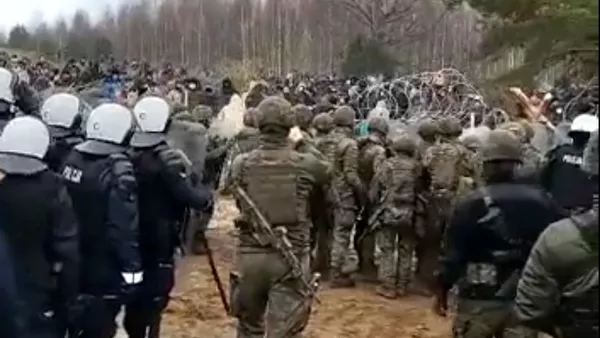 Польская полиция и пограничники блокируют сотни мигрантов - 俄羅斯衛星通訊社