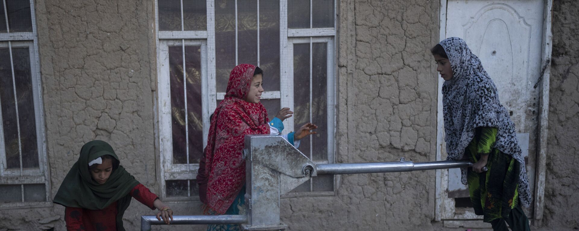 聯合國難民事務高級專員公署：阿富汗一半人口面臨飢餓問題 - 俄羅斯衛星通訊社, 1920, 17.12.2021