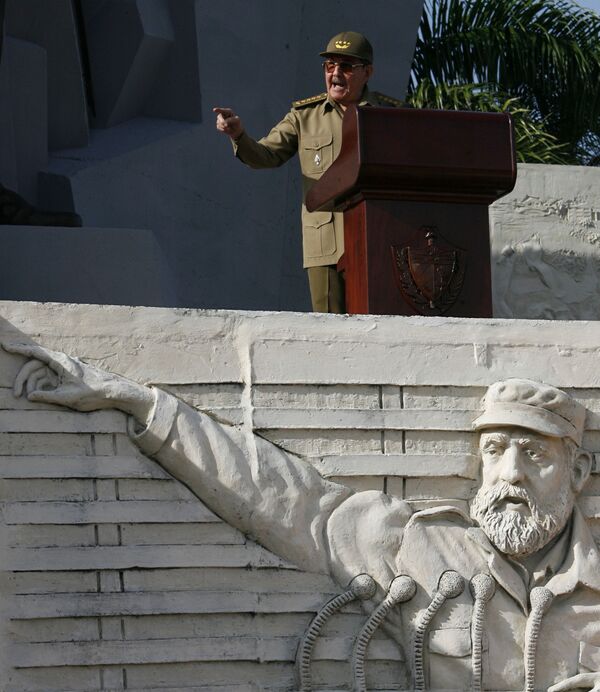 2007年，古巴時任領導人勞爾•卡斯特羅發表講話。 - 俄羅斯衛星通訊社