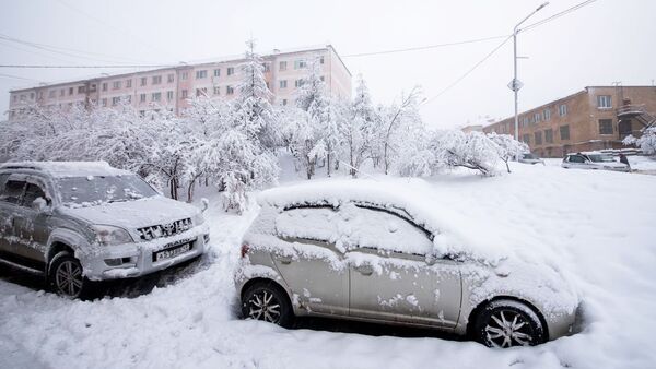 Снег в Магадане - 俄罗斯卫星通讯社